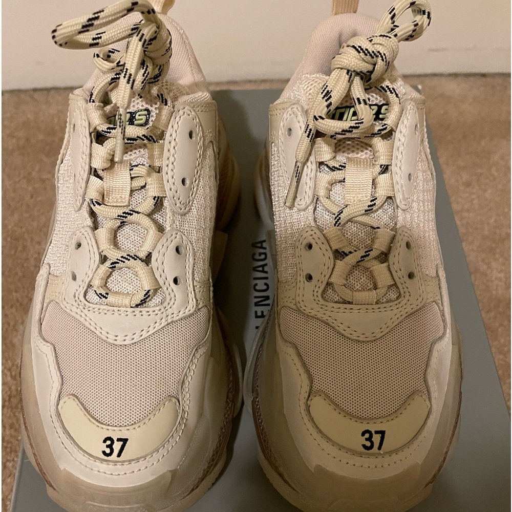 Balenciaga Triple sole. Only worn a few times